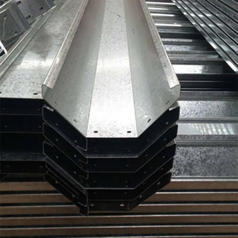 Karat-Tahan Metal Square Profil